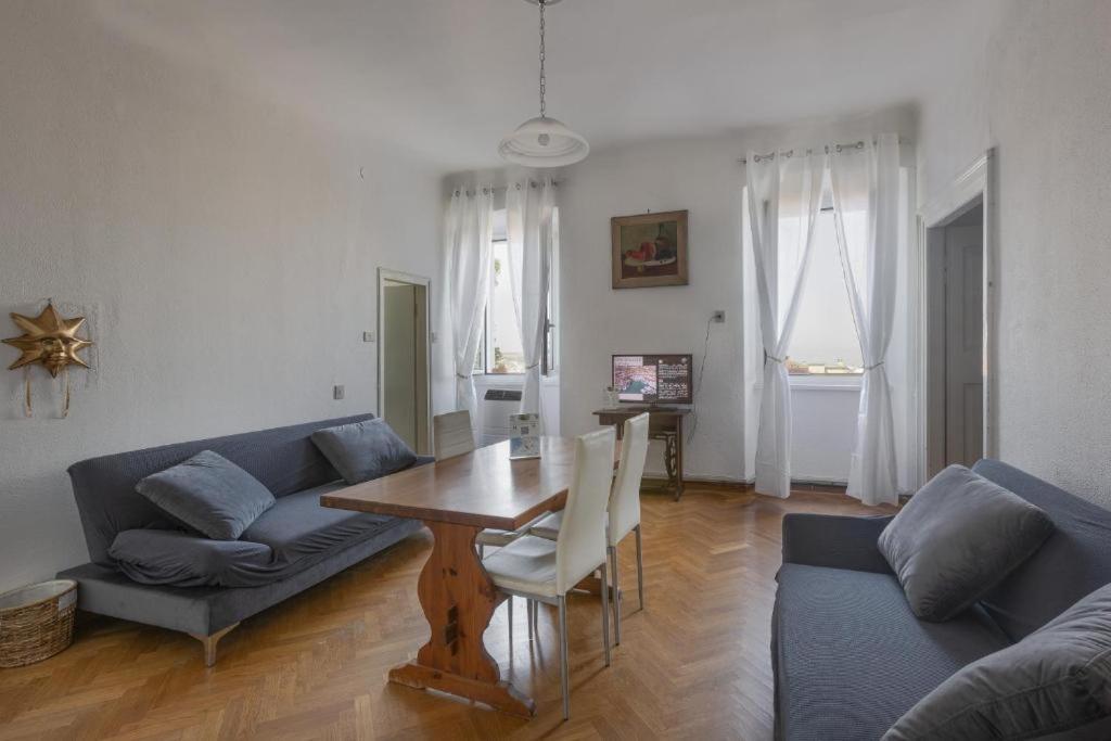 Vistasanlu Apartamento Trieste Exterior foto